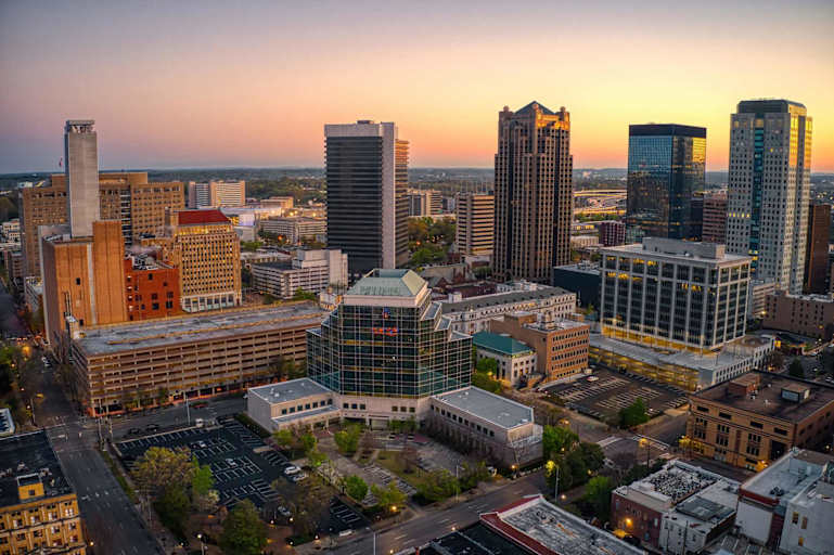 How to Become an Licensed Social Worker in Alabama